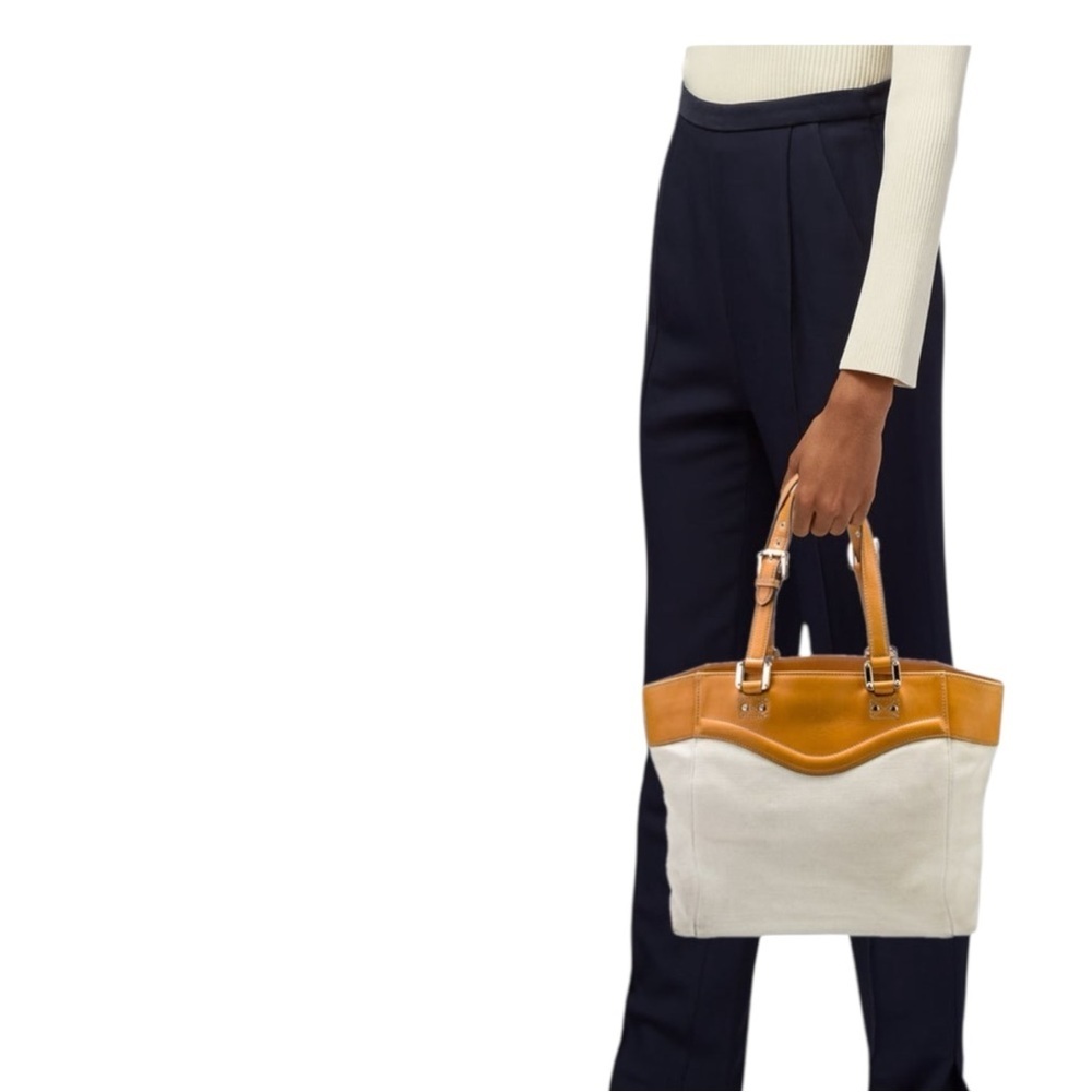 Vintage Gucci Canvas & Leather Tote | Luxury Two-Tone Statement Bag - Picture 3 of 8